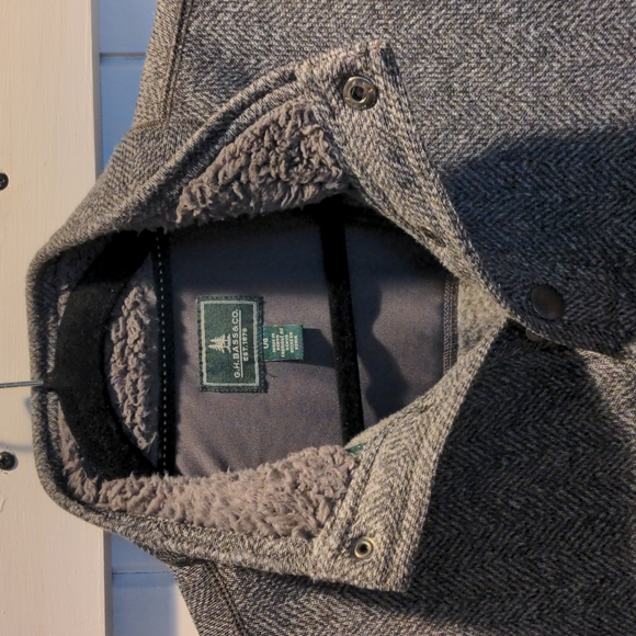 G.H. Bass & Co. Men's Gray Pullover Large - Picture 3 of 10
